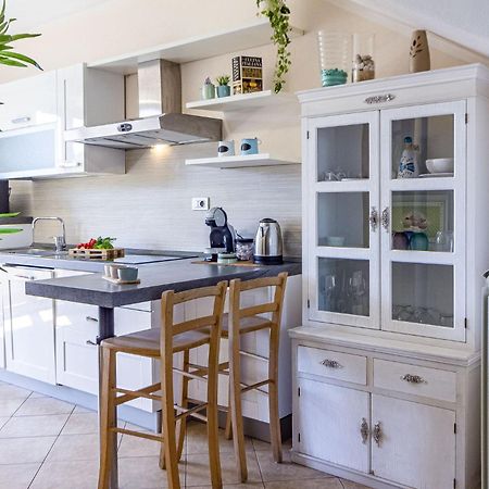 Charlotte Apartment - For Family And Groups Porto Torres Esterno foto