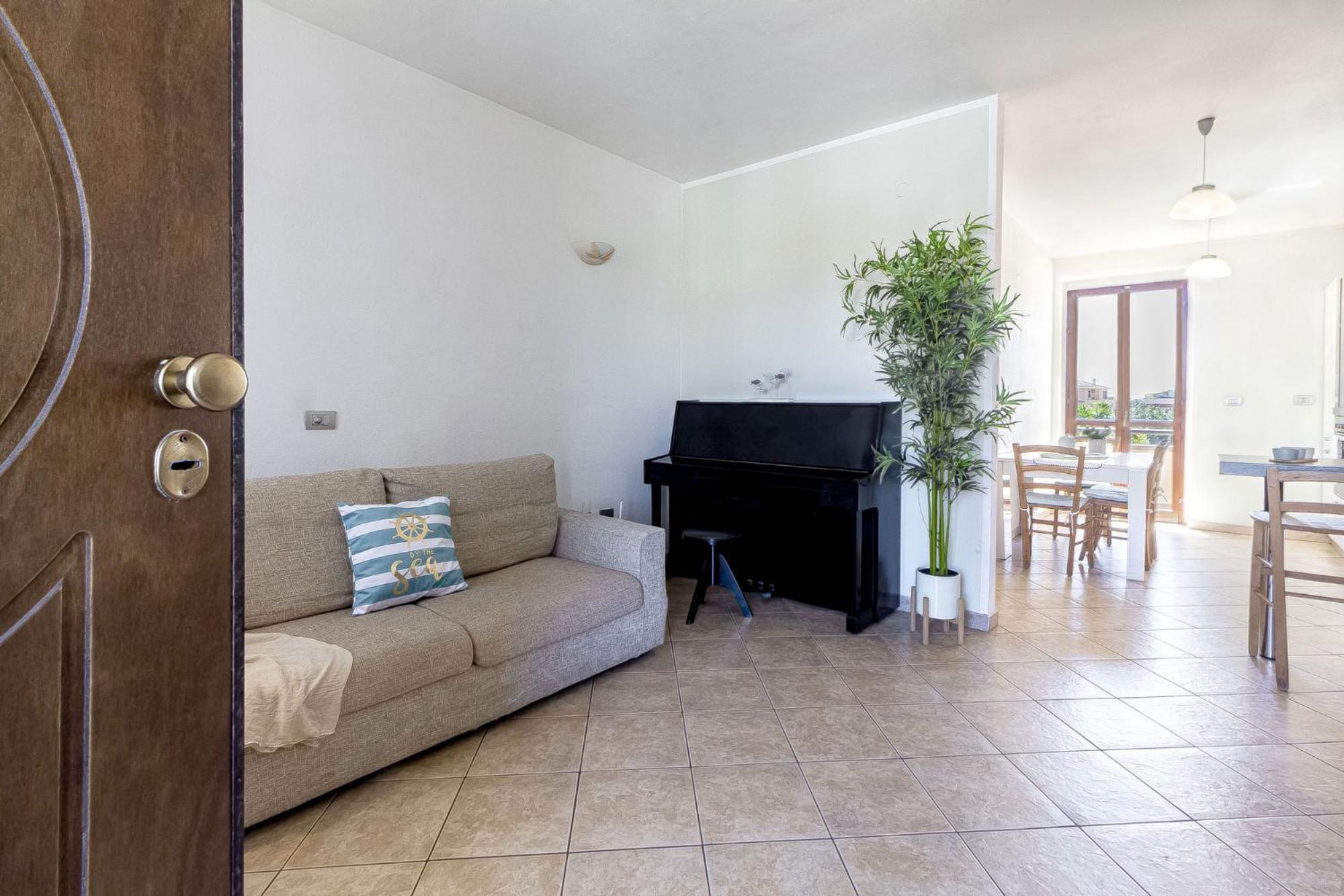 Charlotte Apartment - For Family And Groups Porto Torres Esterno foto